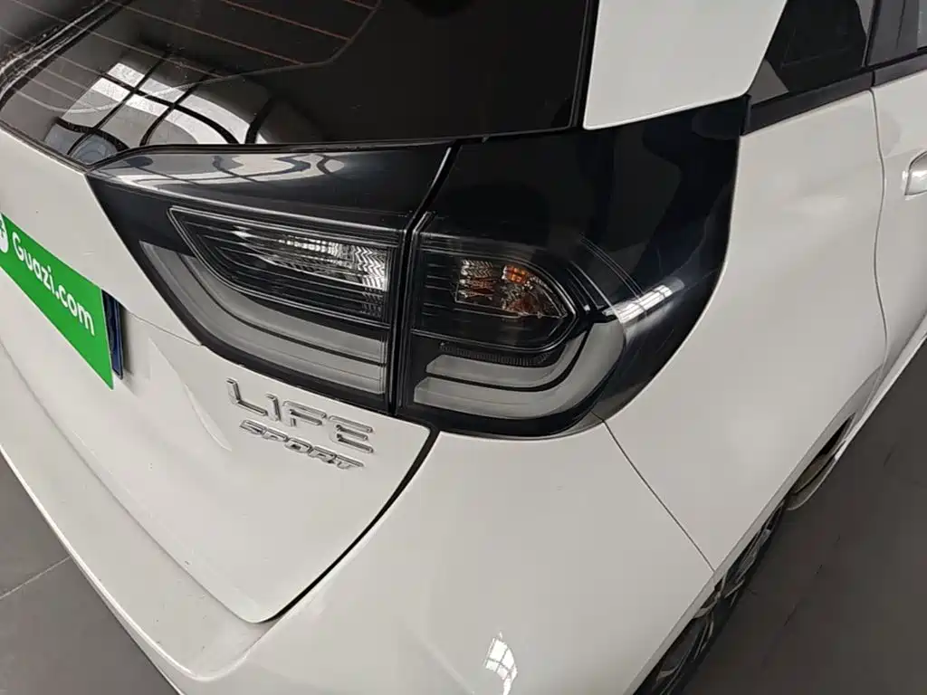 Honda Life — миниатюра 8