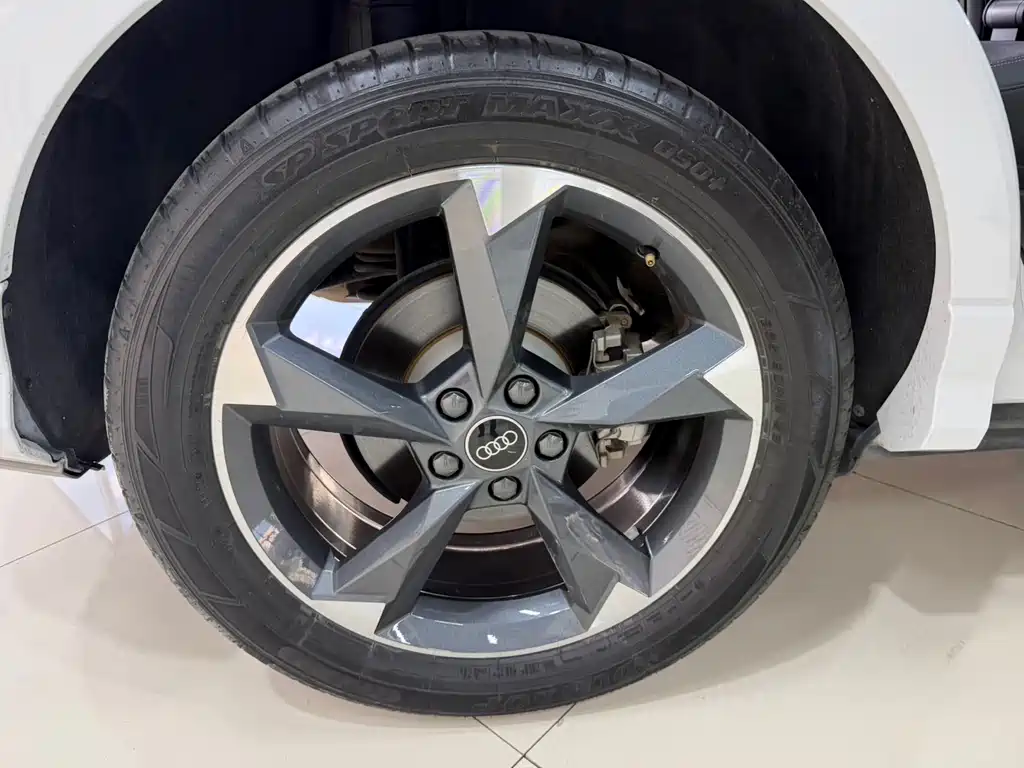 Audi Q3 — миниатюра 21