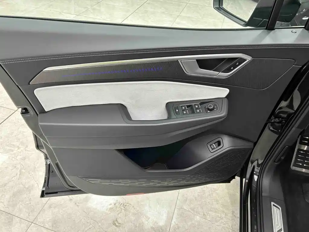 Volkswagen Talagon — миниатюра 16