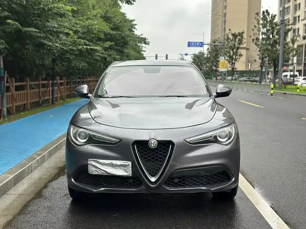 Alfa Romeo Stelvio — миниатюра 2