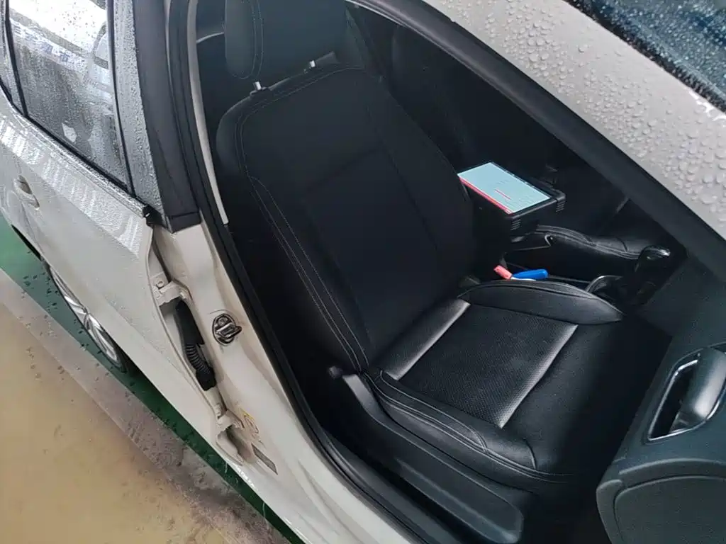 Volkswagen Polo — миниатюра 25