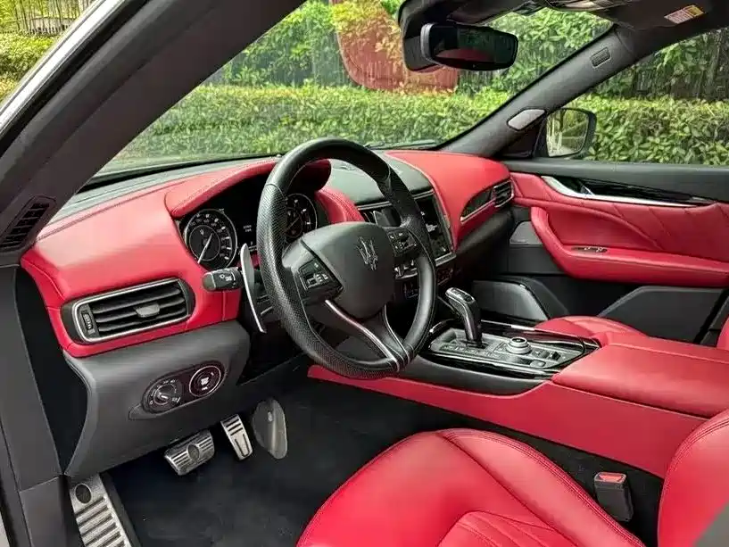 Maserati Levante — миниатюра 3