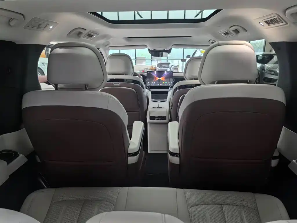 BYD Xia — миниатюра 12