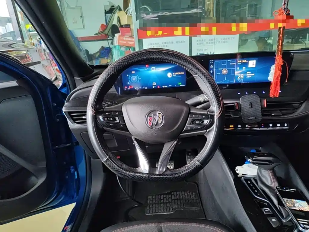 Buick Verano — миниатюра 11