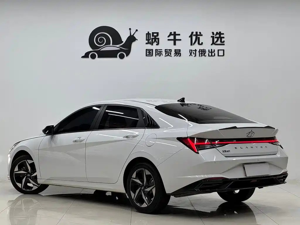 Hyundai Elantra — миниатюра 4