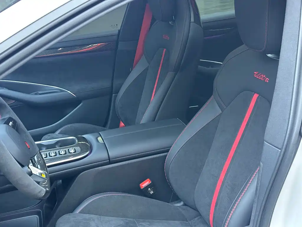 XIAOMI CAR XIAOMI SU7 ULTRA