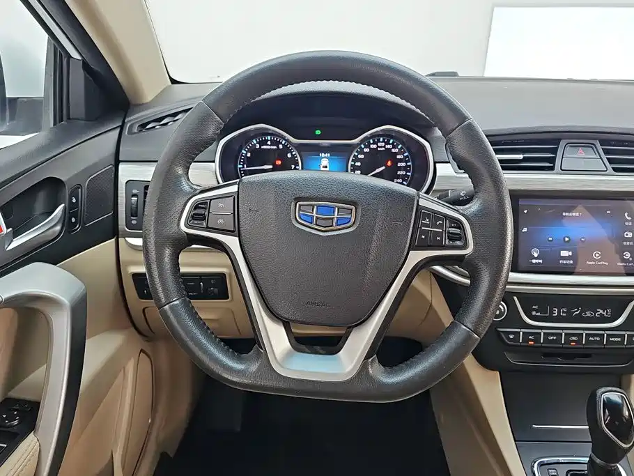 Geely Emgrand — миниатюра 15