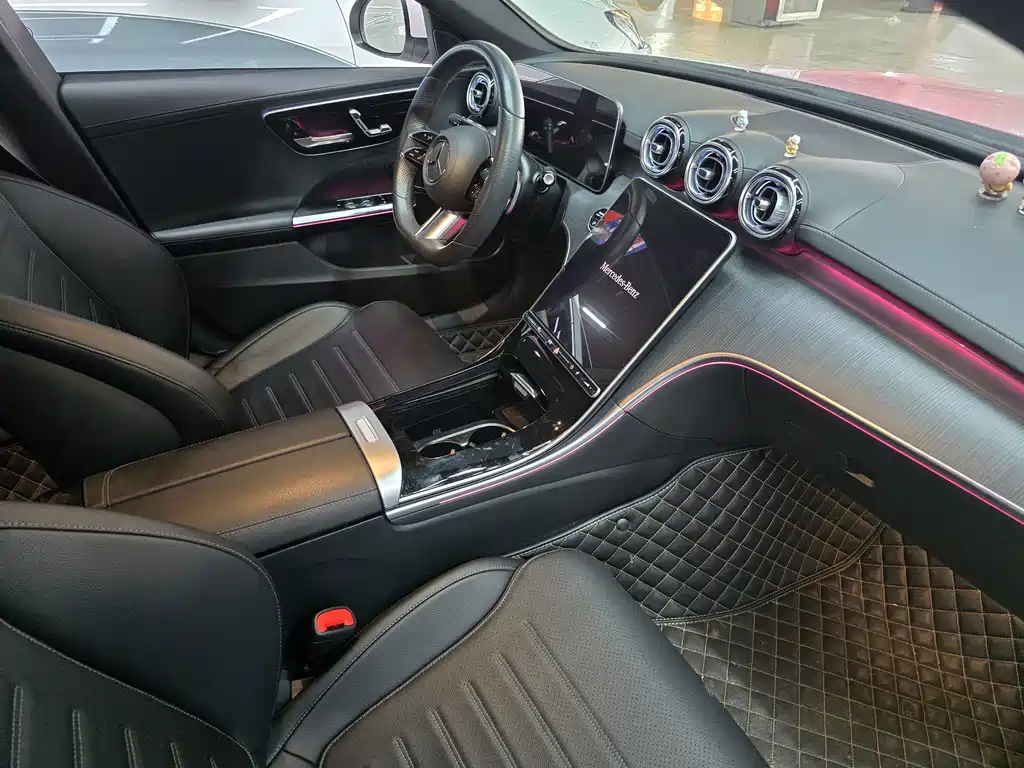 Mercedes-Benz C-Class — миниатюра 6