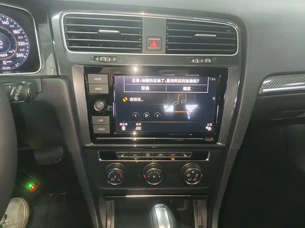 Volkswagen Golf — миниатюра 13