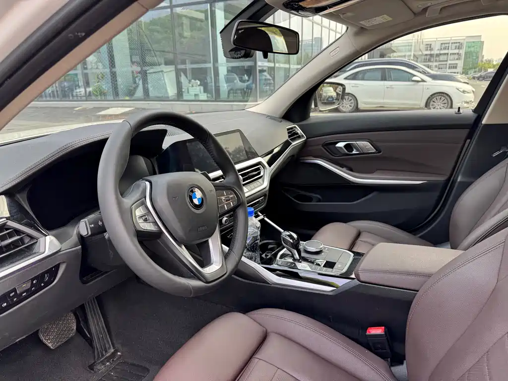 BMW 3 Series — миниатюра 5