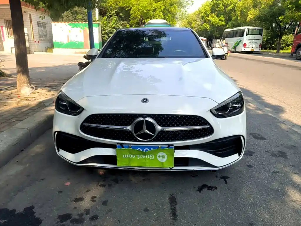 Mercedes-Benz C-Class — миниатюра 3