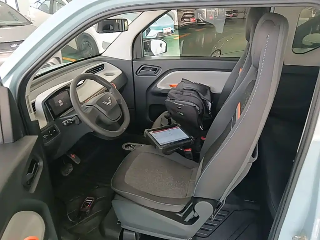 Wuling MINIEV — миниатюра 15