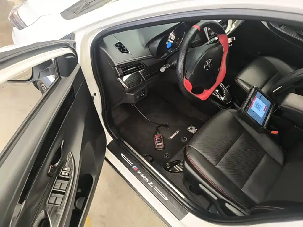 Toyota Yaris L — миниатюра 16