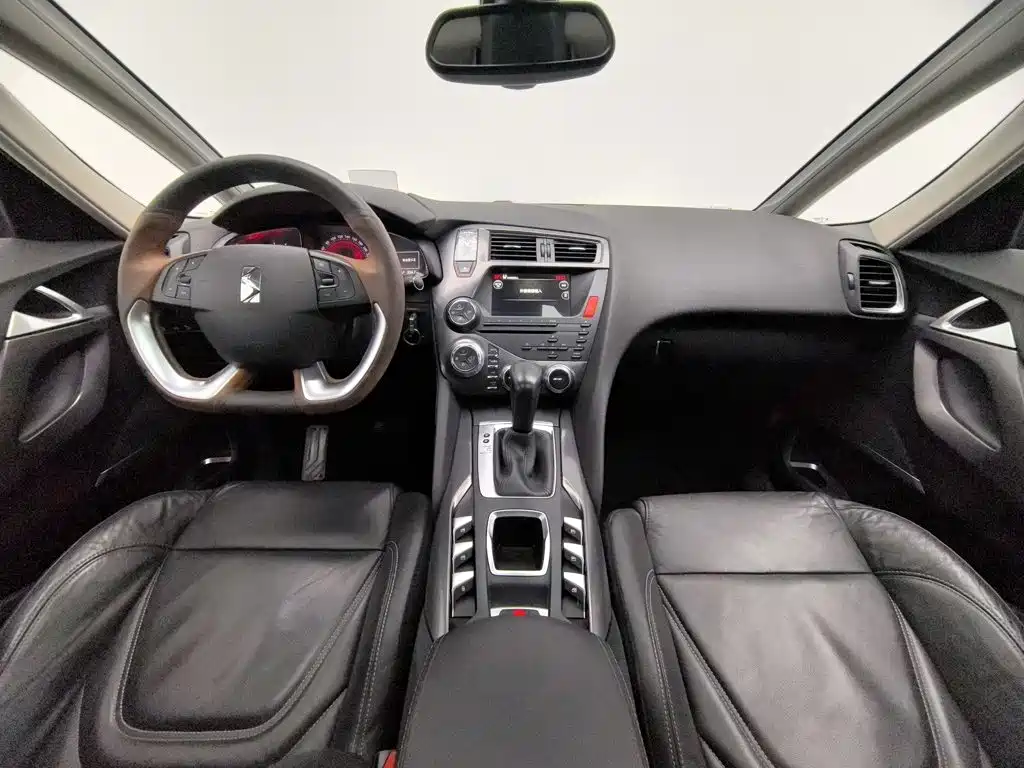 DS DS 5 — миниатюра 5