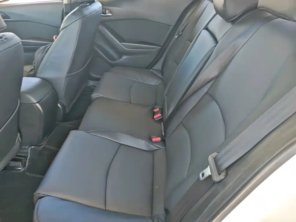 Mazda 3 Axela — миниатюра 17