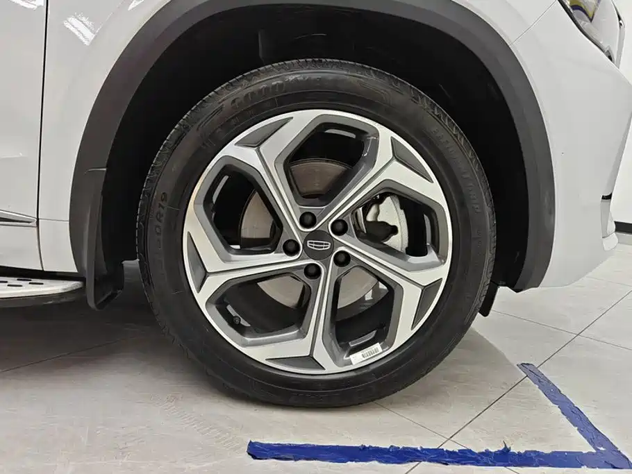 Geely Xingyue L — миниатюра 6