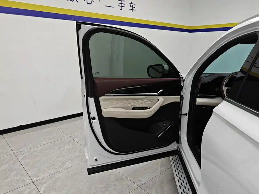 Geely Xingyue L — миниатюра 7