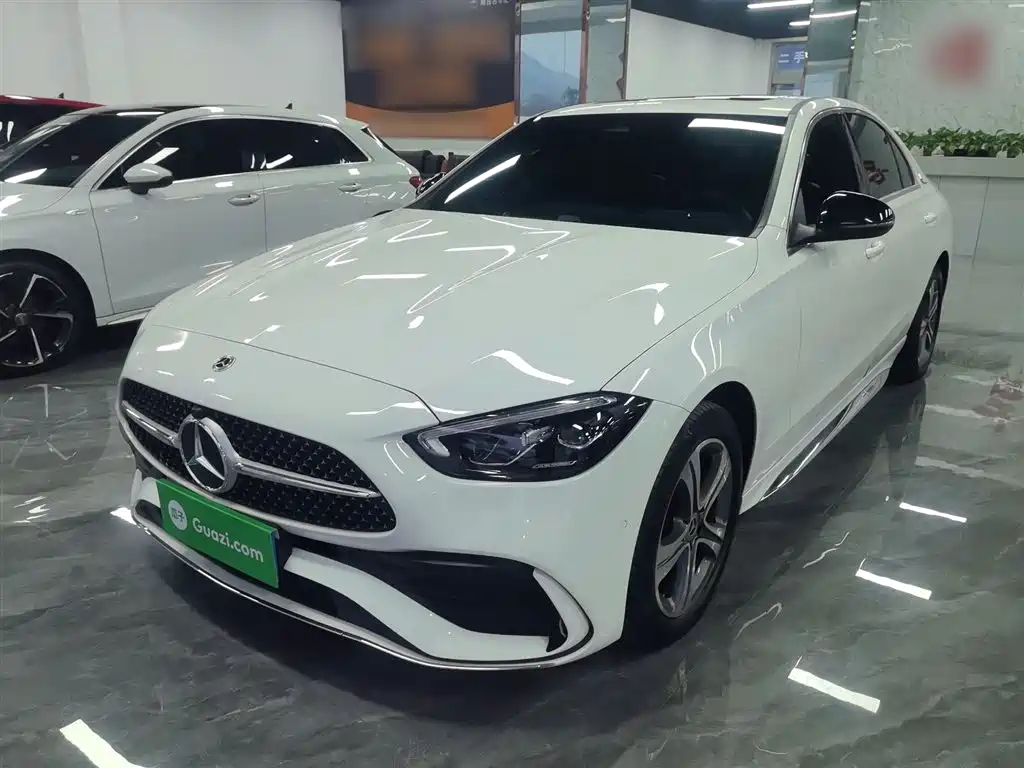 Mercedes-Benz C-Class 2022