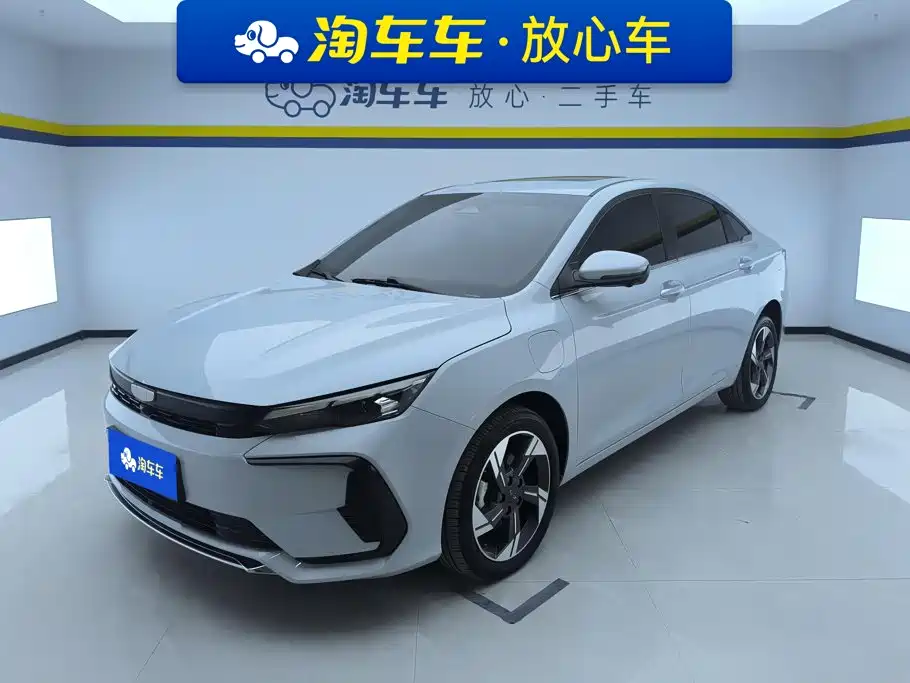 Geely L HiP