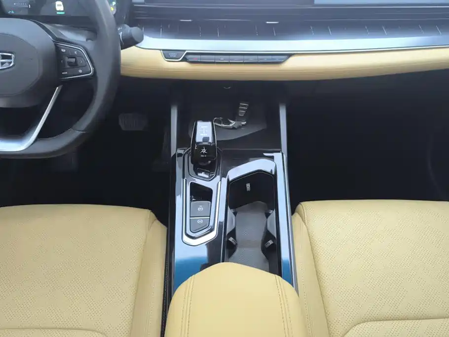 Geely L HiP — миниатюра 16