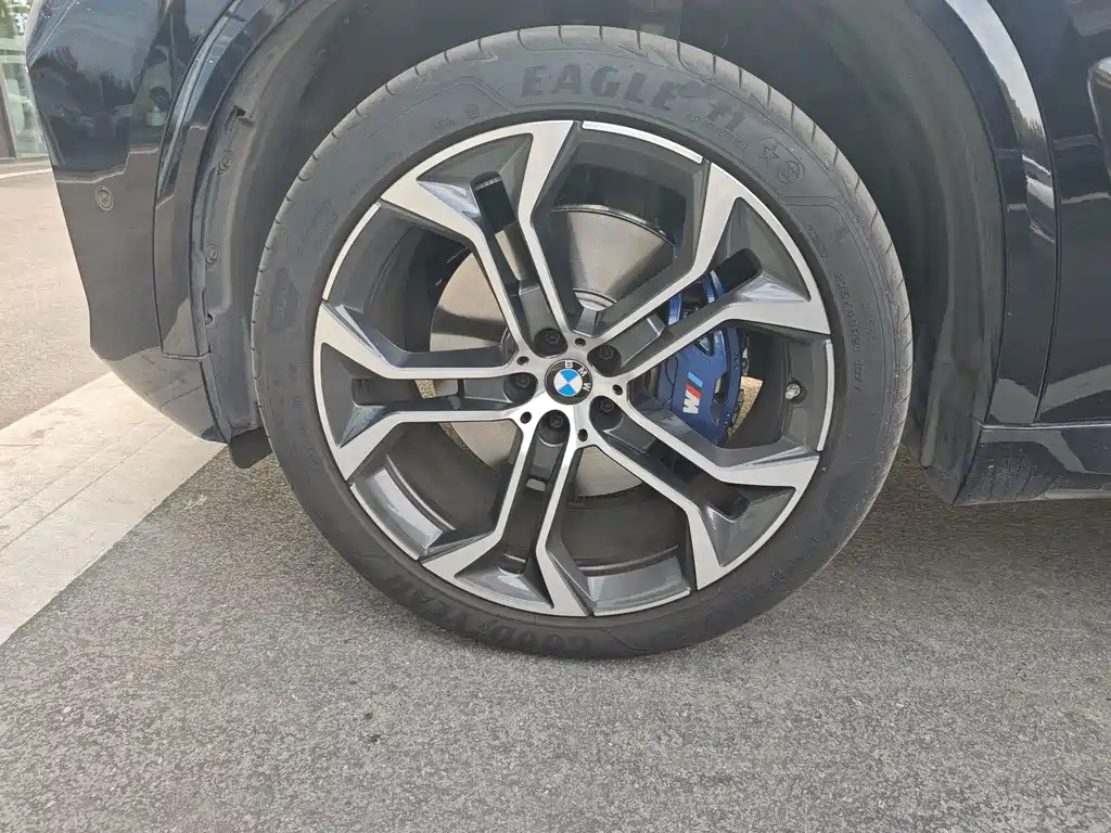 BMW X5 — миниатюра 4