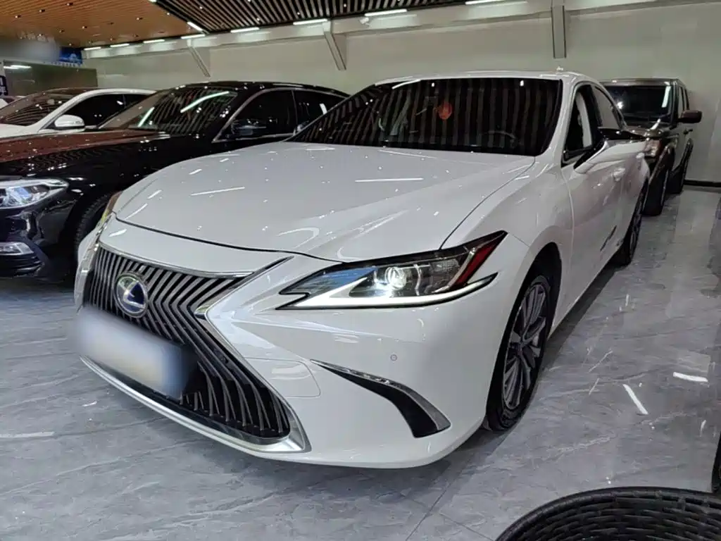 Lexus ES — миниатюра 2