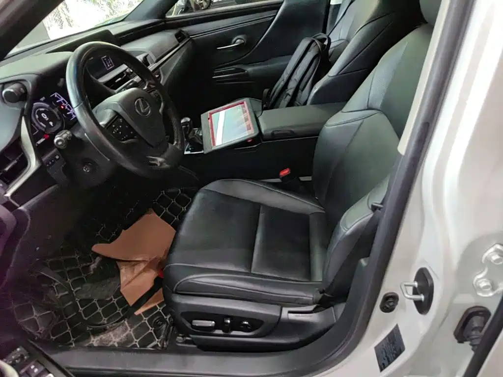 Lexus ES — миниатюра 15
