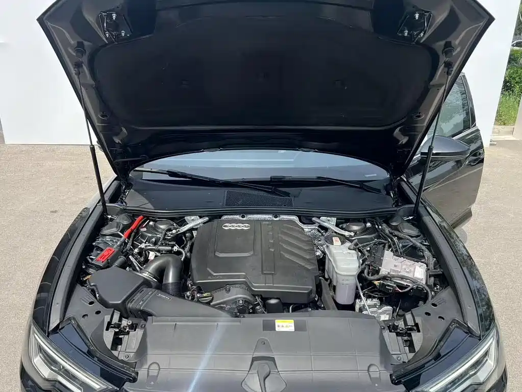 Audi A6L — миниатюра 10