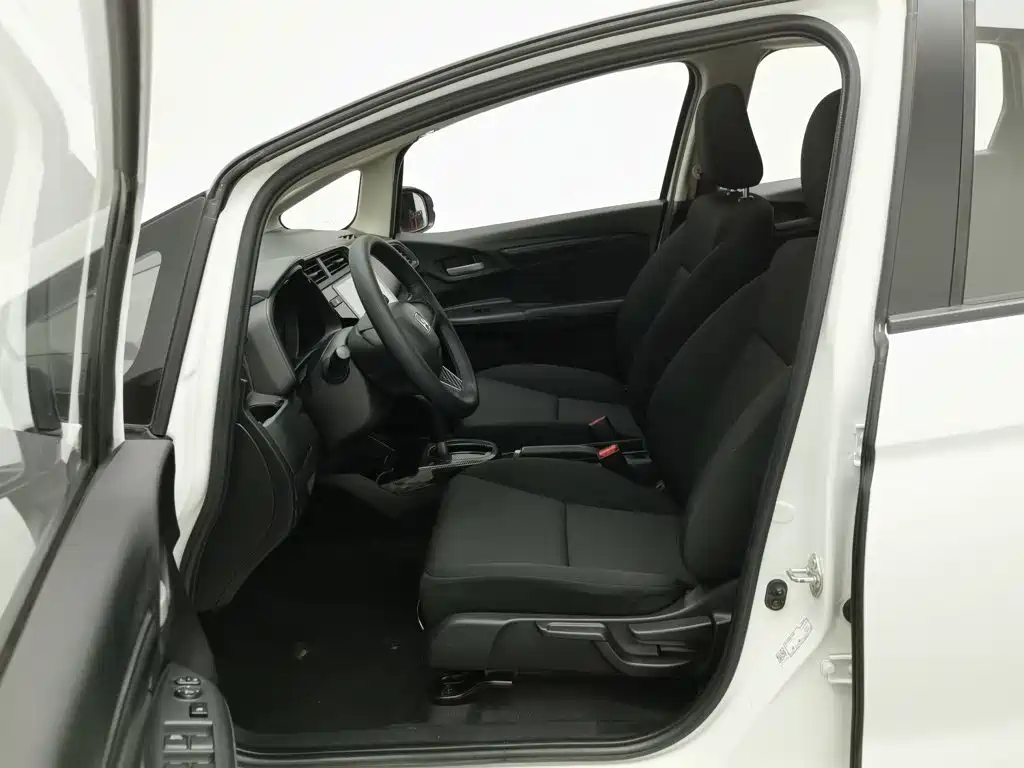 Honda Fit — миниатюра 10
