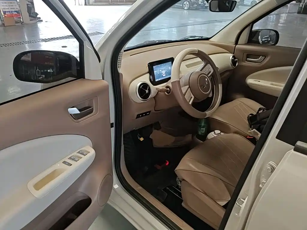 Wuling MINIEV — миниатюра 16