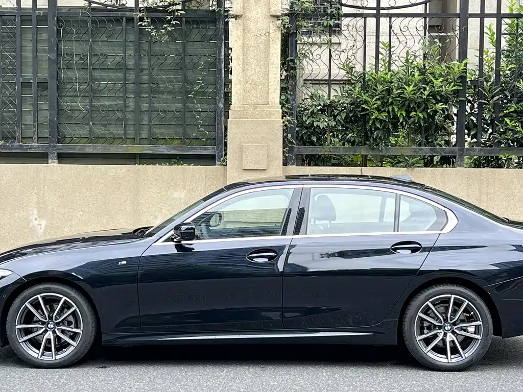 BMW 3 Series 3 2026 325Li M Sport