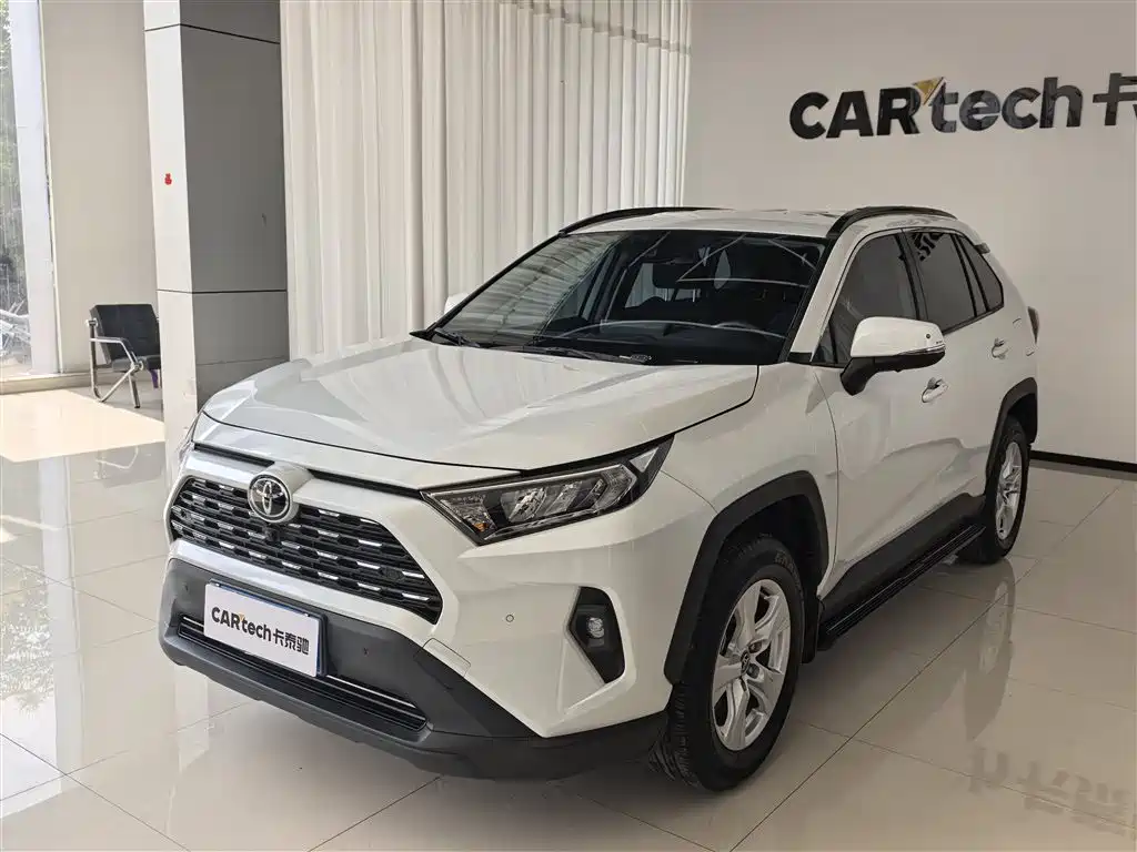 Купить Toyota RAV4