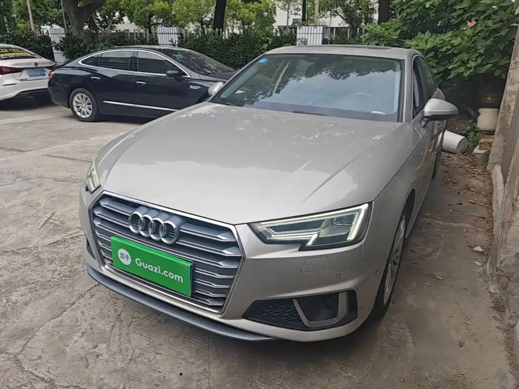 Audi A4L 2020