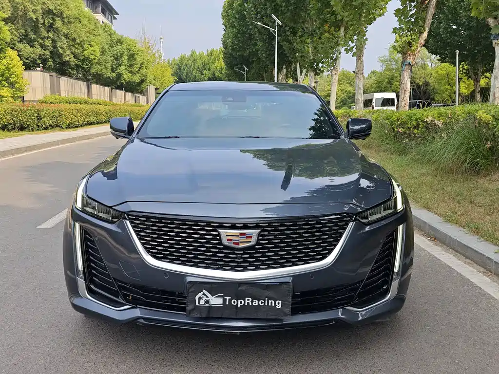 Cadillac CT5 — миниатюра 2