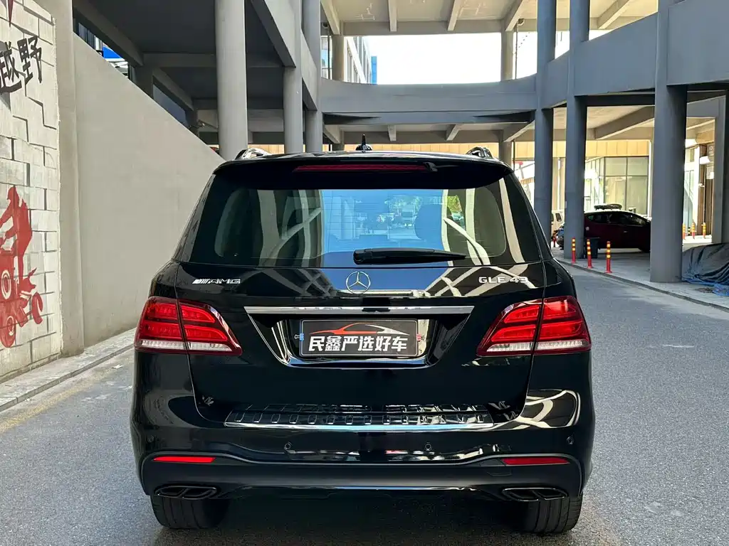 Mercedes-Benz GLE AMG — миниатюра 3