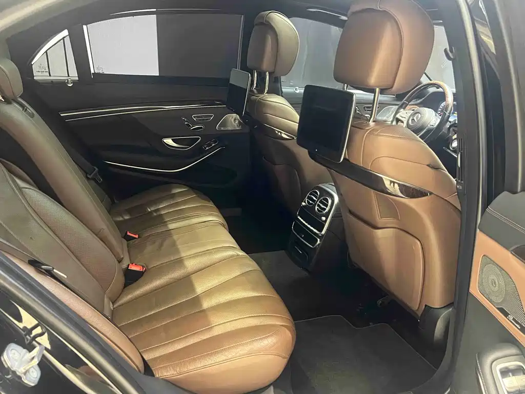 Mercedes-Benz S-Class — миниатюра 23