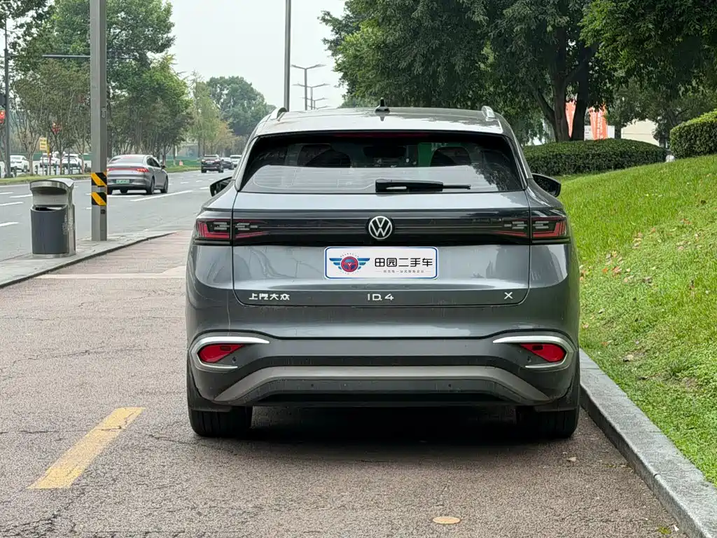 Volkswagen ID.4 X — миниатюра 5