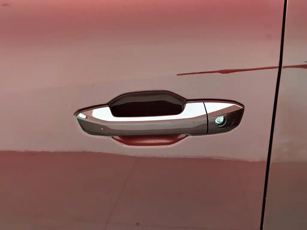 MAXUS T60 — миниатюра 18