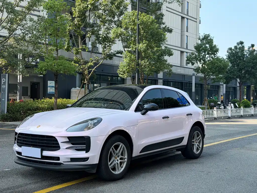 Porsche Macan — миниатюра 3