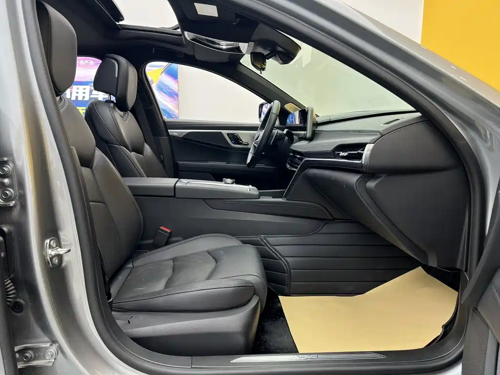 Cadillac CT6 — миниатюра 21