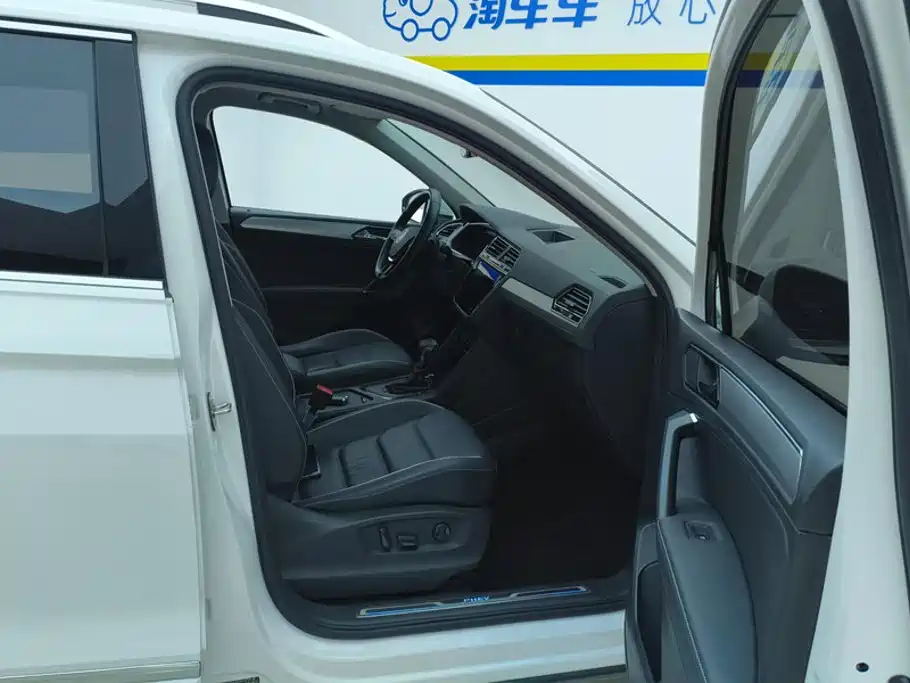 Volkswagen Tiguan L PHEV — миниатюра 8