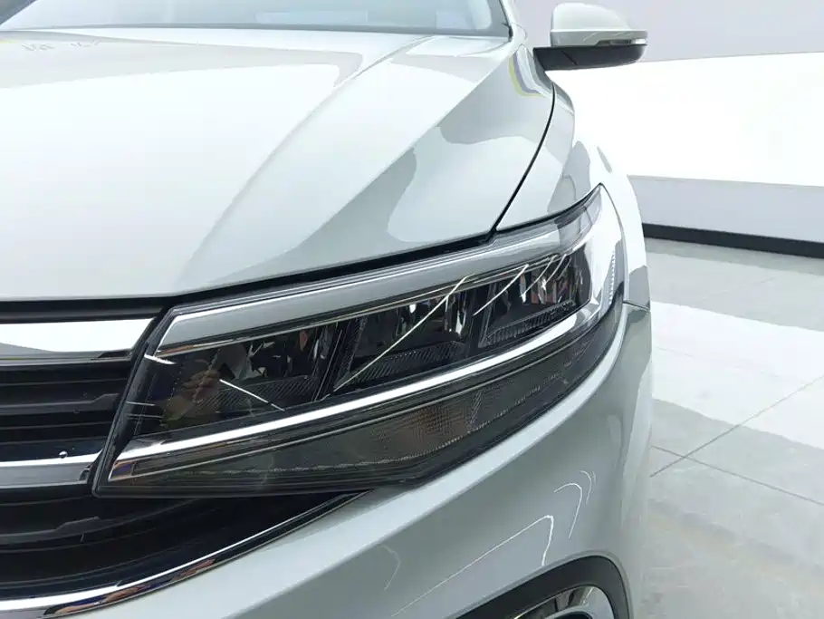 Volkswagen Bora — миниатюра 5