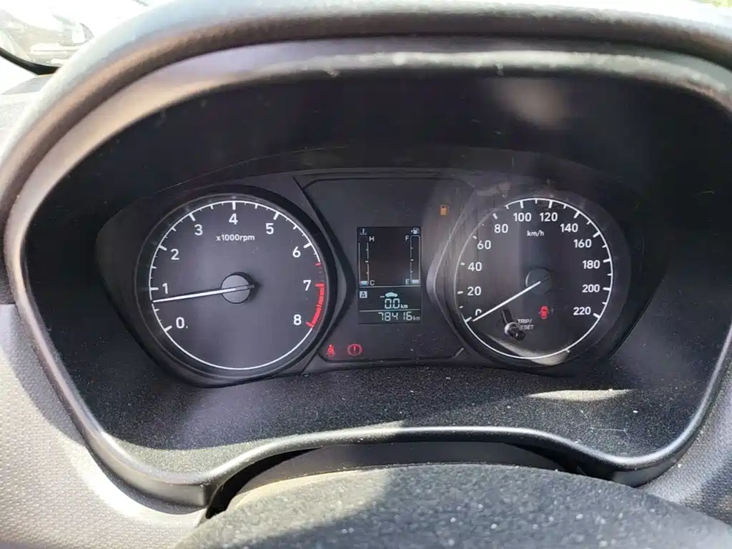 Hyundai Verna - фото 12