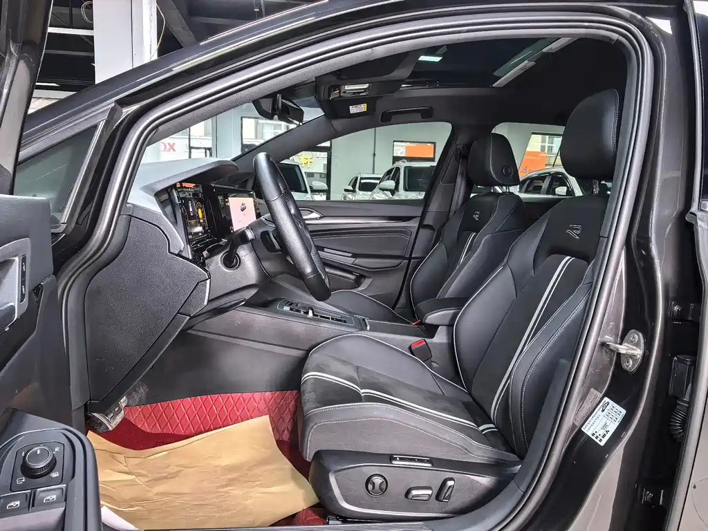 Volkswagen Golf 2021 280TSI DSG R-Line