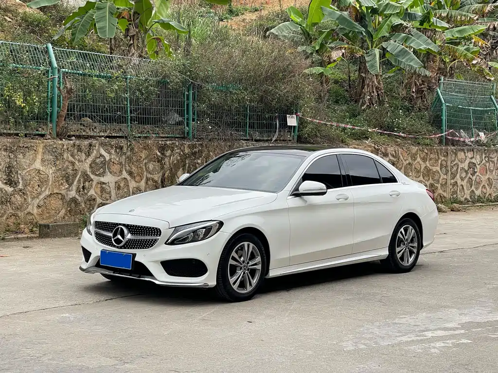 Mercedes-Benz C-Class 2017