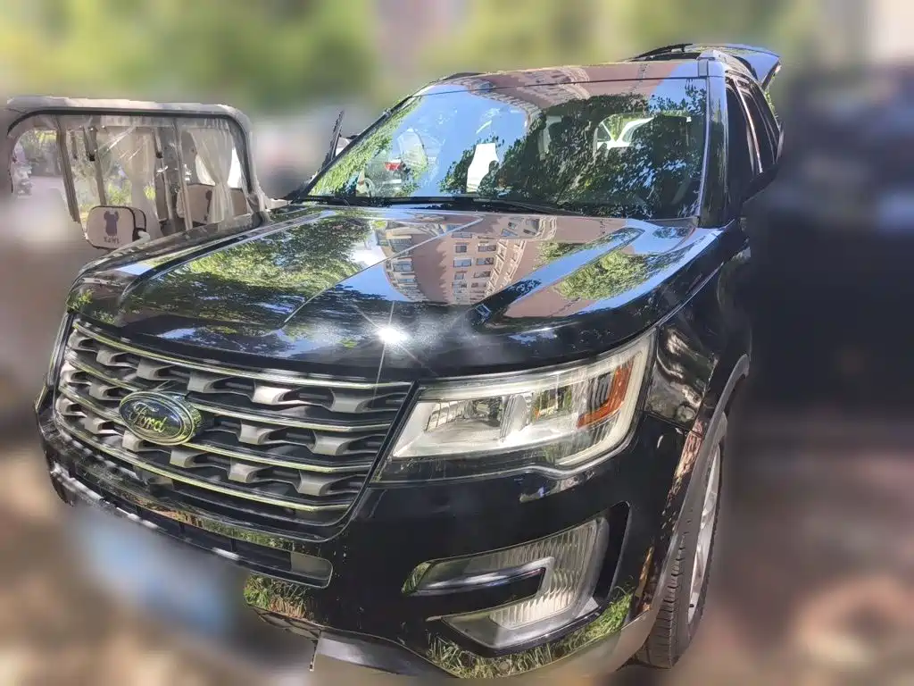 Ford Explorer (Import)