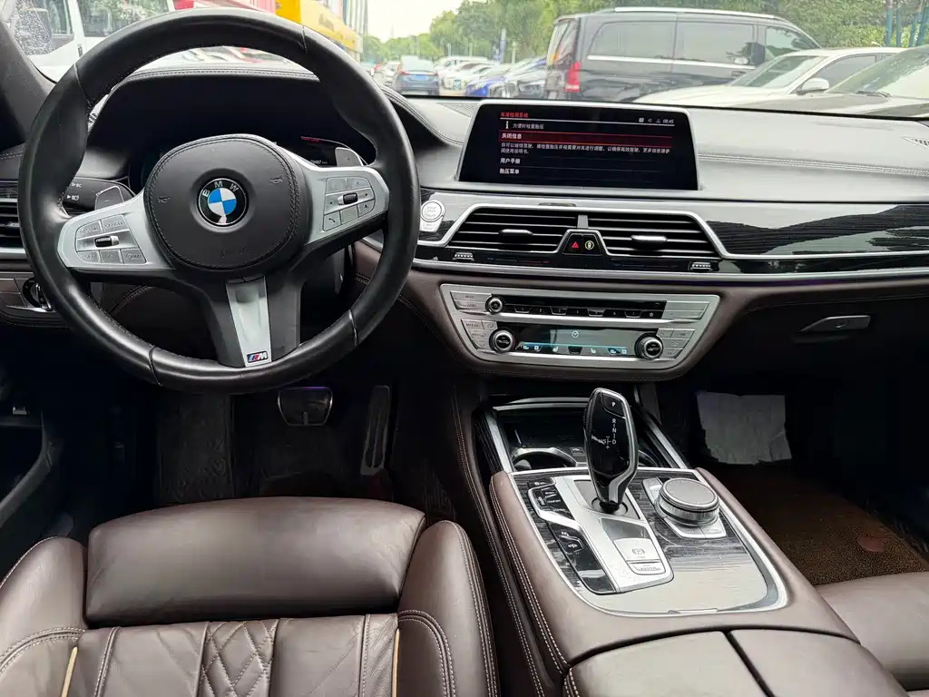 BMW 7 Series 7 2021 730Li M Sport