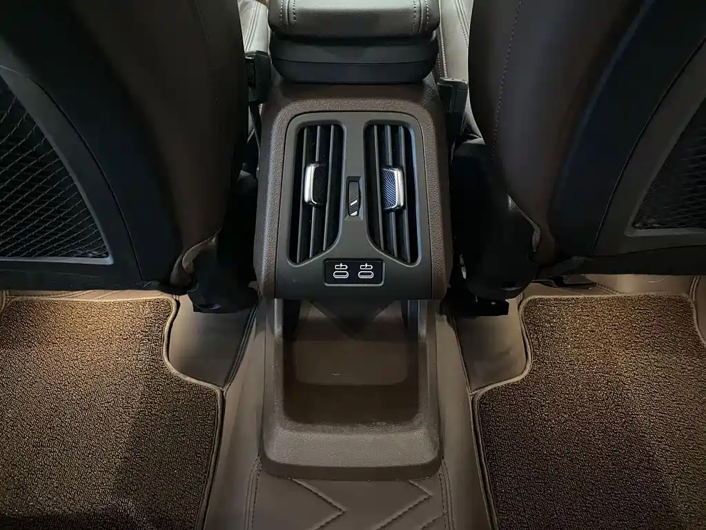 BMW X1 — миниатюра 19