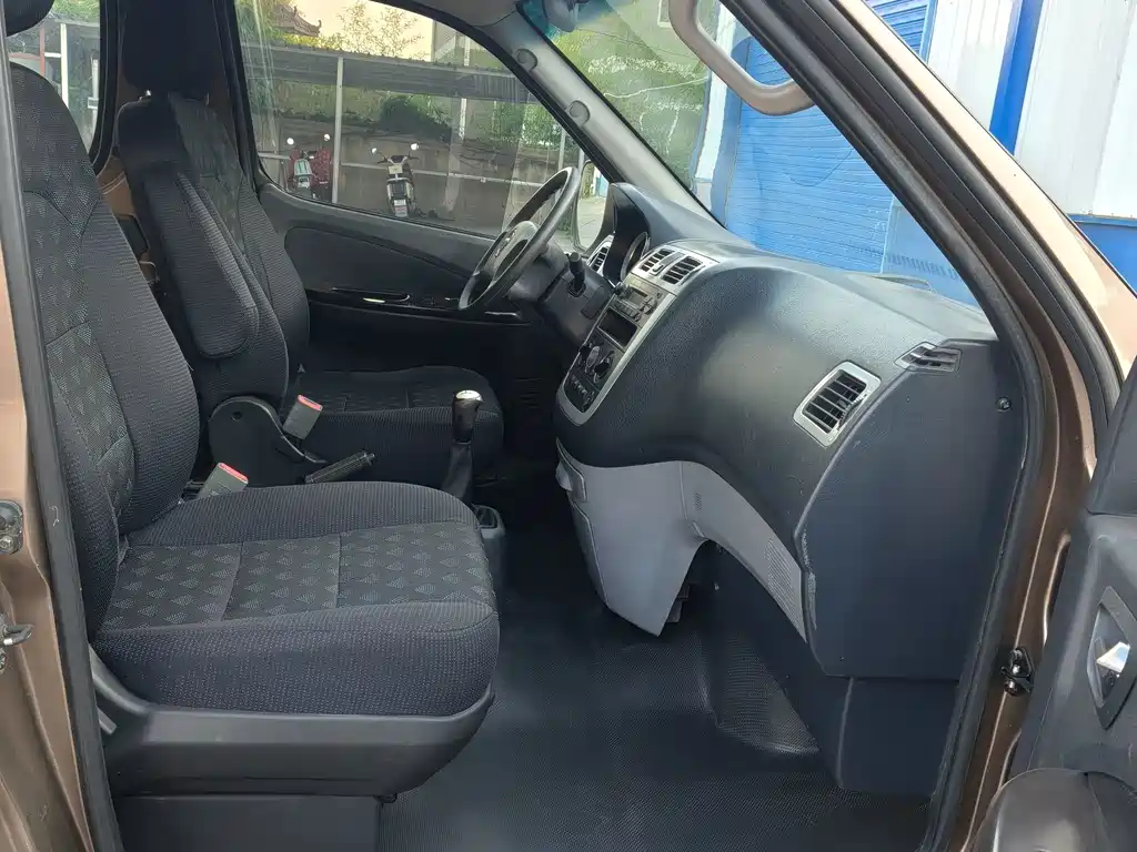 Foton Maverick E — миниатюра 9