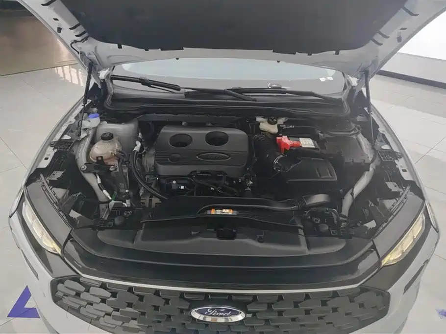 Ford Mondeo 2023 EcoBoost 180 Luxury